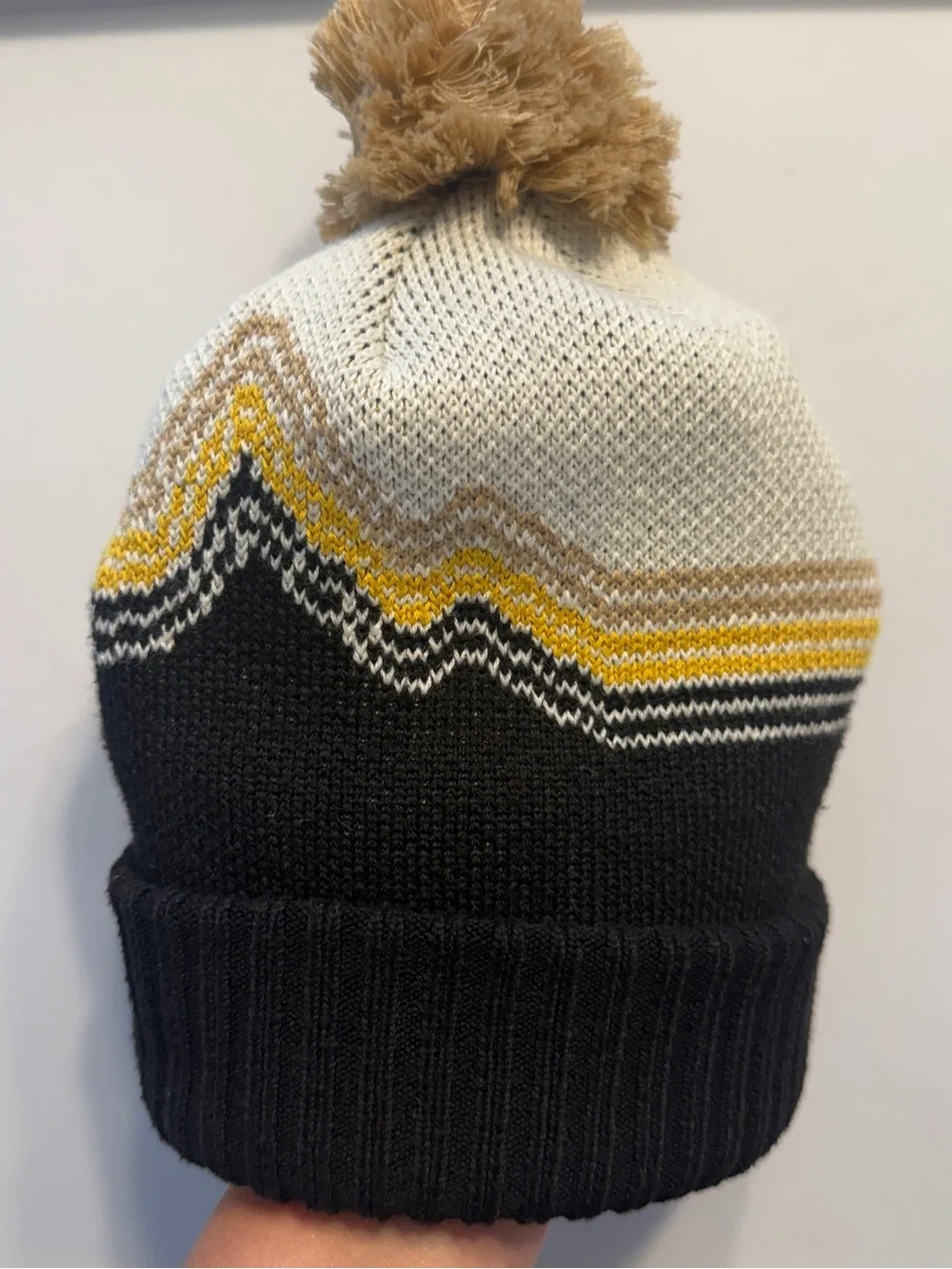 Patagonia Youth Powder Town Pom Beanie Ridge Rose Knit Black
